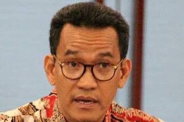 Erick Berhentikan Refly Harun Sebagai Komisaris Utama Pelindo I