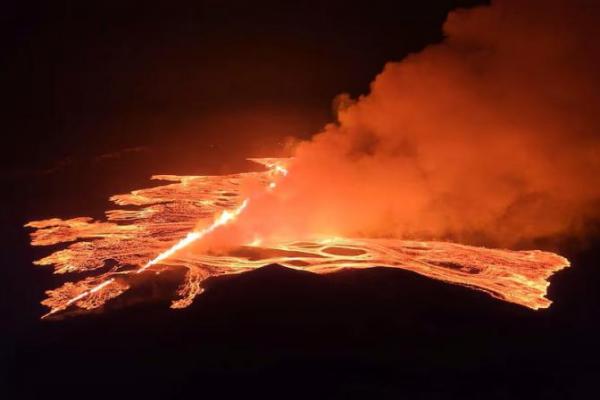 Gunung Berapi Islandia Kembali Meletus Dan Muntahkan Lava