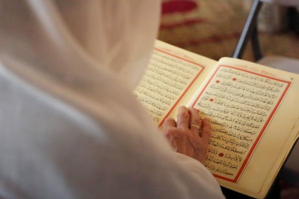 Jaga Adab Adab Ini Ketika Baca Al Quran