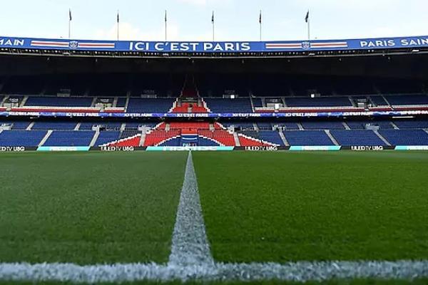 Stadion Parc des Princes milik PSG. (Foto: MARCA) 