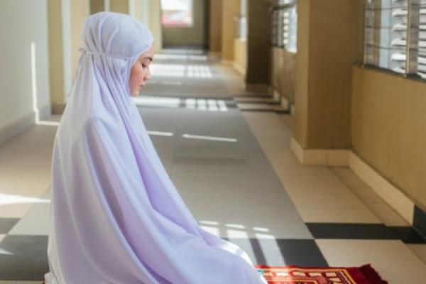 Ini Keutamaan Umat Islam Disunahkan Sholat Tahajud