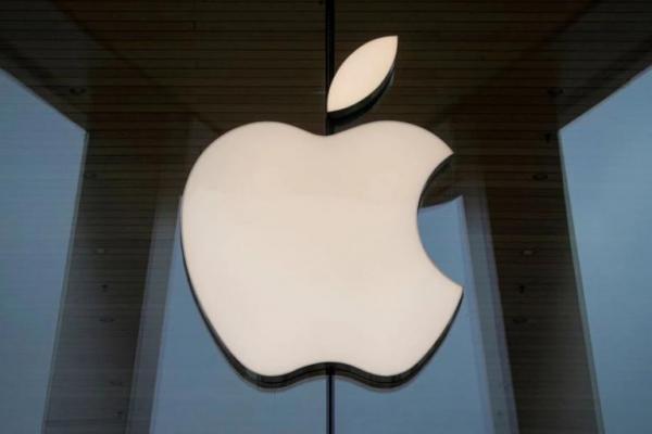 Logo Apple di Apple Store di Brooklyn, New York, Foto: Reuters 