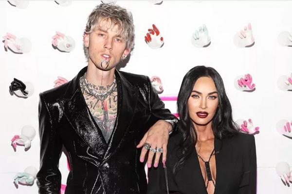 Sempat Keguguran, Megan Fox dan Machine Gun Kelly Nantikan Anak Pertama