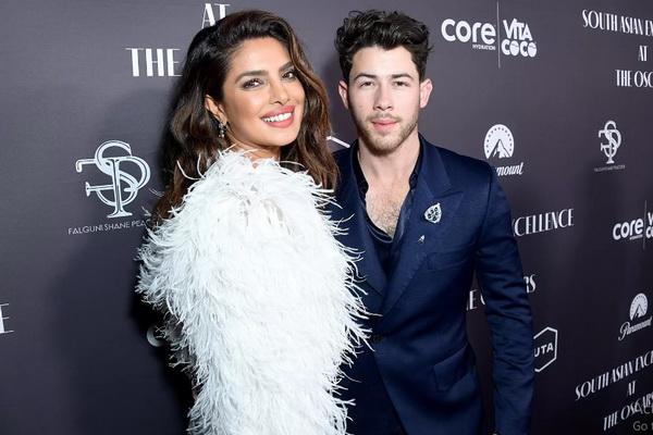 Nick Jonas Akui Dirinya Beruntung Punya Istri Priyanka Chopra