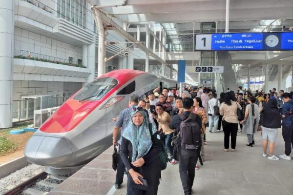 Libur Maulid Nabi, KCIC Akan Operasikan 48 Perjalanan Kereta Cepat