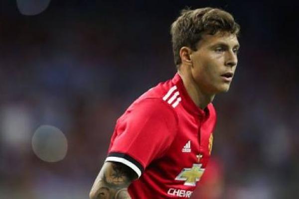 Jose Mourinho Berusaha Boyong Victor Lindelof ke Fenerbache