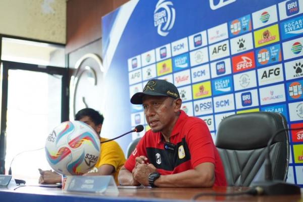 Pelatih Barito Putera Rahmad Dermawan 