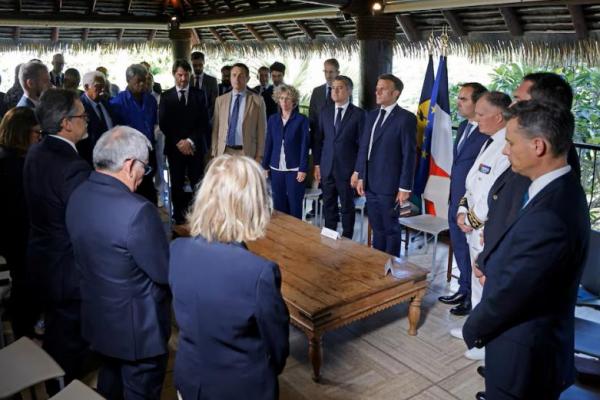 Kunjuungi Kaledonia Baru yang Masih Rusuh, Upaya Presiden Prancis Berisiko Tinggi