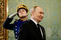 Sumber di Rusia Indikasikan Putin Siap Hentikan Konflik di Garis Depan