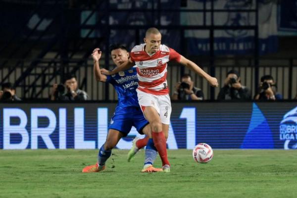 Caretaker Pelatih Akui Madura United Gagal Fokus Saat Lawan Persib Bandung