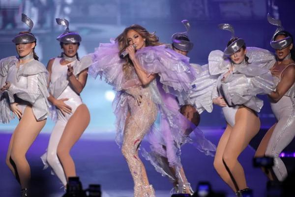 Album Terbaru Jeblok, Residensi Jennifer Lopez di Las Vegas di Ujung Tanduk