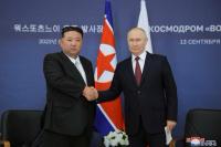 Vladimir Putin Kunjungi Pyongyang, Kim Jong Un Bersumpah `Dukung Penuh` Rusia di Ukraina