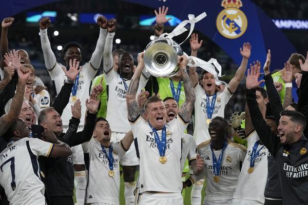 Rendah Hati dan Berani Ubah Filosofi, Kunci Sukses Real Madrid Juara Liga Champions