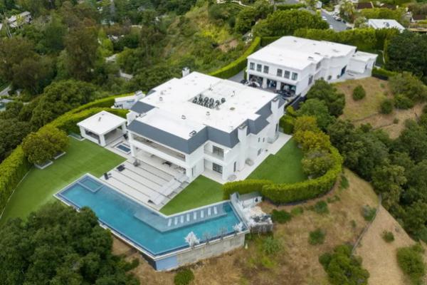 Jual Rumah Mewah di Beverly Hills, Jennifer Lopez dan Ben Affleck Bakal Rugi Jutaan Dollar
