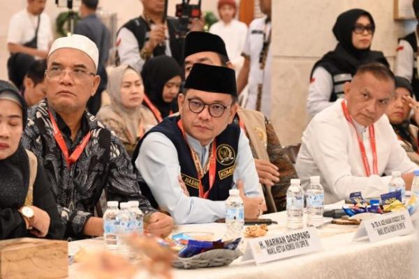 Timwas Haji: Salah Alokasi Setengah Kuota Tambahan untuk Haji Khusus