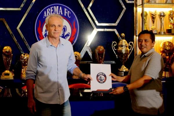 Arema FC Perkenalkan Pelatih Baru Asal Brasil