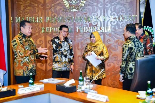 Sikapi Putusan MKD, Pimpinan MPR akan Surati Ketua DPR