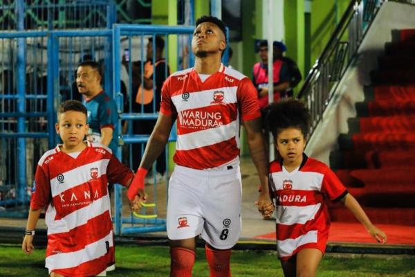 Hugo Gomez resmi tinggalkan Madura United 
