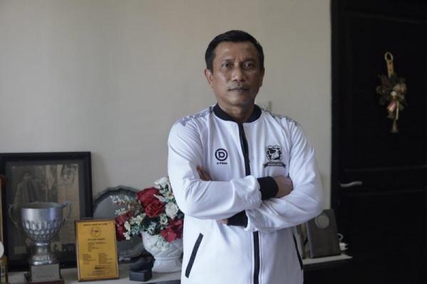 Widodo C Putro Resmi Jadi Pelatih Baru Madura United