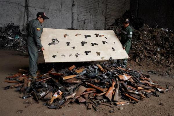 Perang Equador Melawan Senjata di Pasar Gelap: Satu Senjata Tewaskan 34 Orang