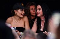 Nonton Bareng Taylor Swift Bersama Katy Perry, Rita Ora Ungkap Kekompakan Gadis Pop
