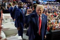 Panggilan Teleponnya Bocor, Trump Ketahuan Bujuk RFK Jr untuk Dapat Dukungan