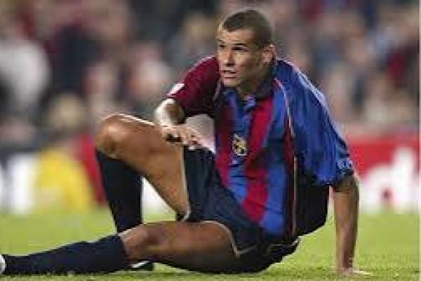 Rivaldo Sebut Barcelona Butuh Pemain Top