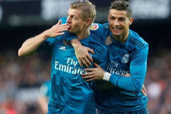 Resmi Gantung Sepatu, Kroos Beri Pesan Khusus Pemain Muda untuk Contoh CR7