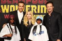 Madonna Ajak Putri Kembarnya ke Premier Deadpool & Wolverine
