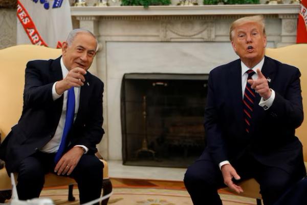 PM Israel Benjamin Netanyahu bertemu dengan Presiden AS Donald Trump di Gedung Putih di Washington, AS, 15 September 2020. REUTERS 