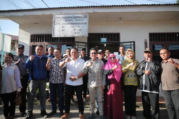 Menteri Desa Pembangunan Daerah Tertinggal dan Transmigrasi (Mendes PDTT) Abdul Halim Iskandar mengunjungi Desa Sempajaya, Kecamatan Berastagi, Kabupaten Karo, Sumatera Utara (Foto: Humas Kemendes PDTT) 