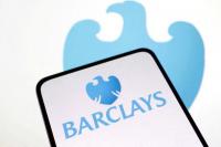 Ilustrasi menunjukkan logo Barclays Bank Logo Barclays Bank yang diambil pada 12 Maret 2023. REUTERS