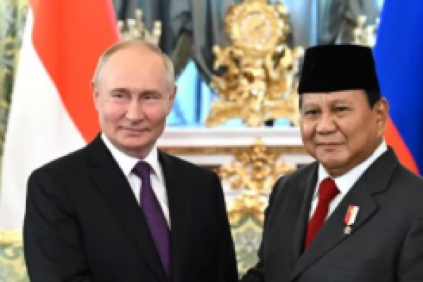 Bertemu Putin, Prabowo Tertarik Kerja Sama Energi Nuklir