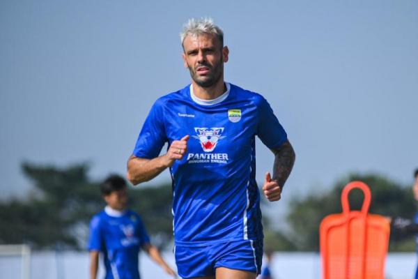 Kesempatan Kedua Tyronne del Pino di Persib Bandung