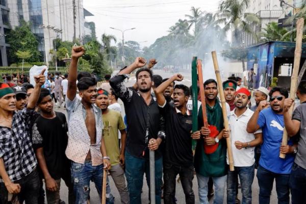 Setidaknya 55 Orang Tewas dalam Bentrokan di Bangladesh, Jam Malam Diberlakukan