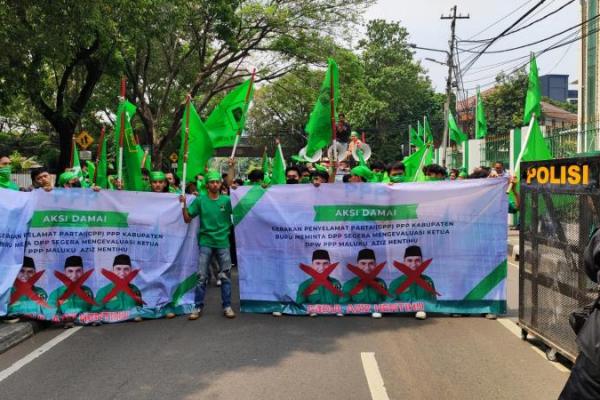 Demo di Kantor DPP Partai, GPP PPP Buru Ingatkan Aziz Hentihu soal Mekanisme Partai