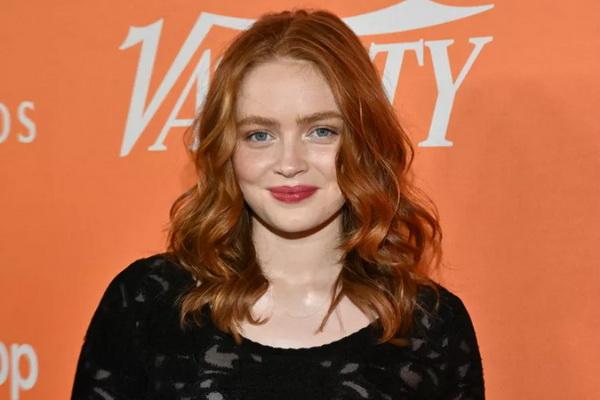 Berperan di Opera Rock O`Dessa, Sadie Sink Minta Bantuan Teman-teman Musisinya