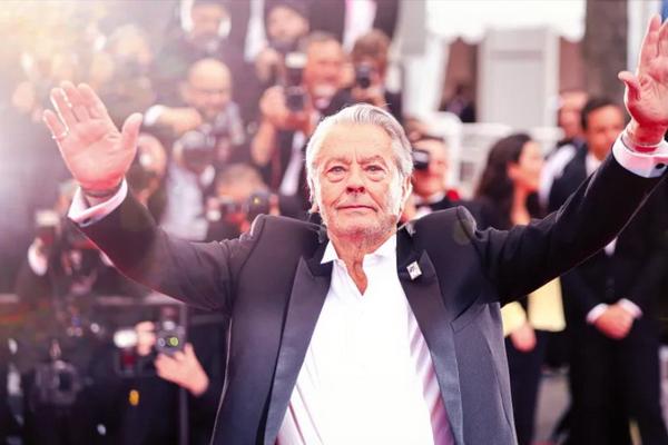 Aktor dan `Monumen Prancis` Alain Delon Meninggal Dunia di Usia 88 Tahun