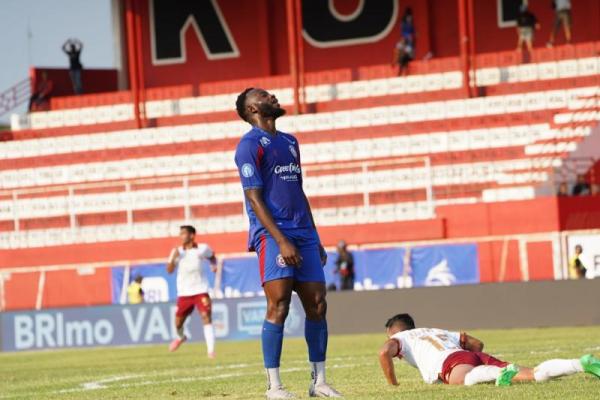 Pelatih Joel Cornelli Sebut Arema FC Kurang Beruntung