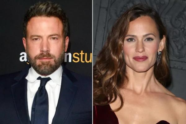 Jennifer Lopez Ajukan Gugatan Cerai, Ben Affleck dan Jennifer Garner Antar Putrinya Kuliah