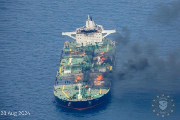 Houthi Yaman akan Izinkan Kru Penyelamat Mengakses Kapal Tanker yang Mereka Bakar di Laut Merah