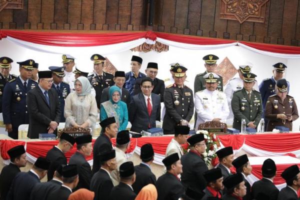 Gus Halim Hadiri Pengambilan Sumpah 120 Anggota DPRD Jatim