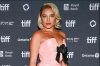 Florence Pugh pada tanggal 06 September 2024 di Toronto, Kanada. (FOTO: GETTY IMAGE)