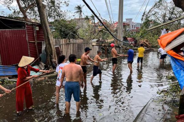 Topan Yagi Tewaskan 18 Orang dan Hancurkan Infrastruktur dan Pabrik di Vietnam