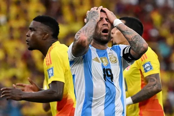 Juara Dunia dan Copa America Argentina dibuat tercengang dengan kekalahan 2-1 melawan Kolombia di kualifikasi Piala Dunia FIFA 2026. (FOTO: AFP) 