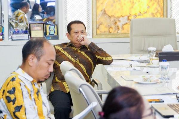 Ketua MPR RI ke-16 Bambang Soesatyo (Bamsoet) Forum Diskusi Aktual Berbangsa dan Bernegara, Akselerasi Pelaksanaan SDG`s Guna Mengurangi Ketimpangan Ekonomi, di Jakarta (Foto: Humas MPR) 