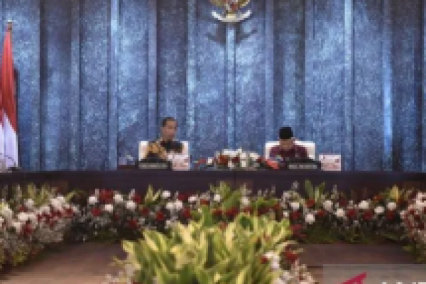 Sidang Paripurna Terakhir, Jokowi Minta Maaf ke Seluruh Anggota Kabinet