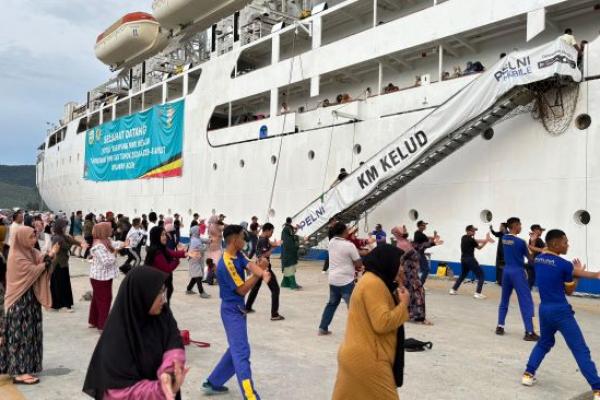 PON Aceh, KM Kelud Jadi Pusat Perhatian Warga Malahayati