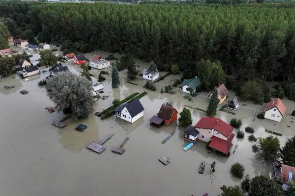 Banjir Eropa Tengah Meninggalkan Jejak Kehancuran, Setidaknya 21 Orang Tewas