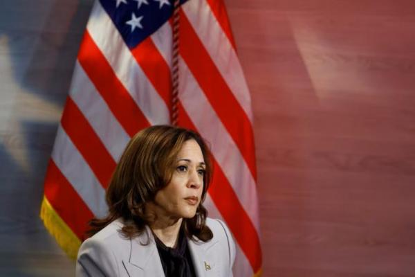 Calon presiden dari Partai Demokrat AS Kamala Harris berpidato di hadapan anggota National Association of Black Journalists di Philadelphia, Pennsylvania, AS, 17 September 2024. REUTERS 